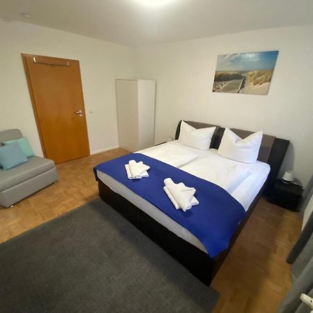 Apartment Bernstein Ruhig, Familienfreundlich Mit Garten 罗斯托克 外观 照片