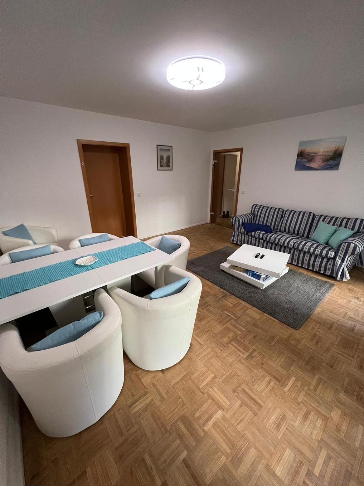 Apartment Bernstein Ruhig, Familienfreundlich Mit Garten 罗斯托克 外观 照片